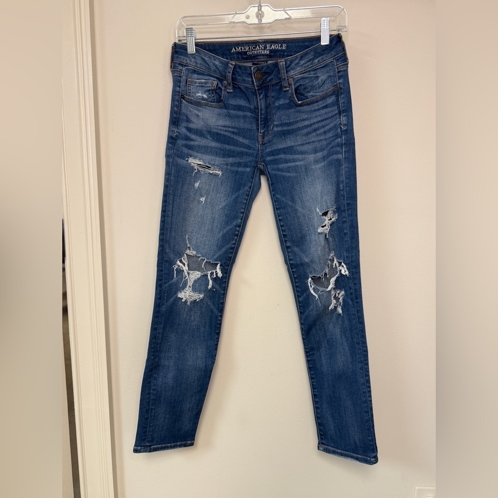 American Eagle: Super Stretch X Skinny Distressed Blue Denim, Size 4 Short